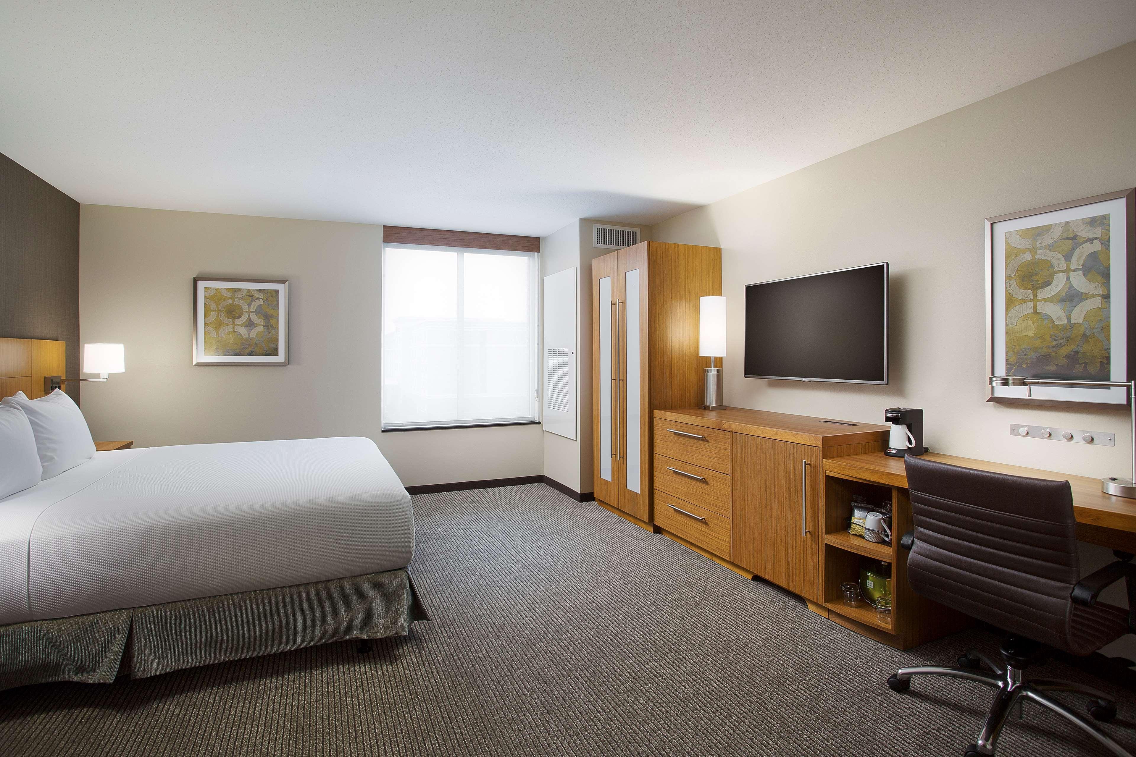 Hyatt Place Chicago Midway Airport Hotel Bedford Park Exterior photo